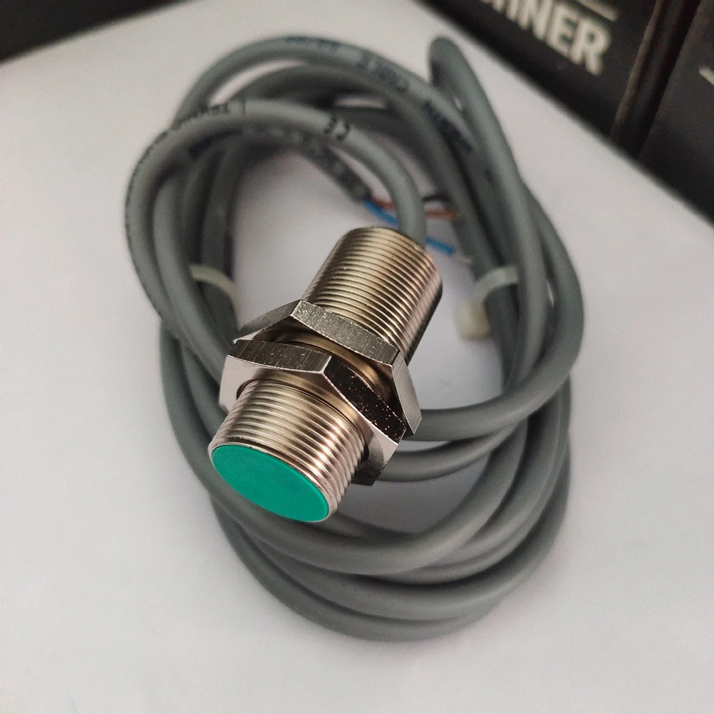 Omron Inductive Proximity Sensor 12 To 24vdc, E2em-x15x1 at
