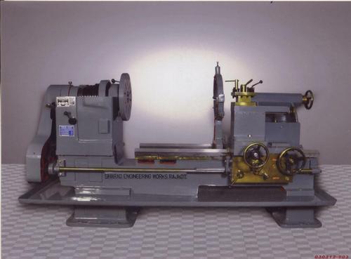 Heavy Duty Lathe Machine