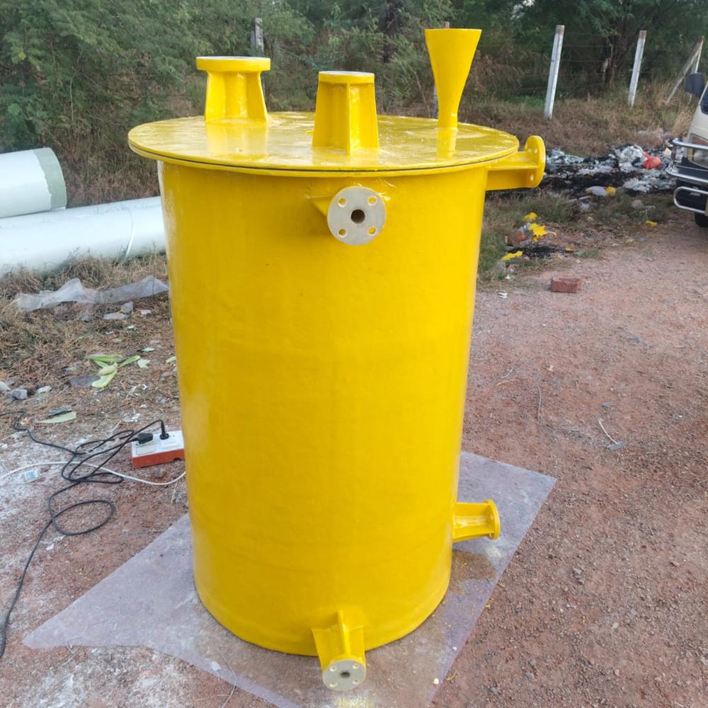 Frp Dosing Tank - 2000 Ltr Capacity, Grey Color | Industrial Application, Standard Size, New Condition, Suitable For Industrial Use