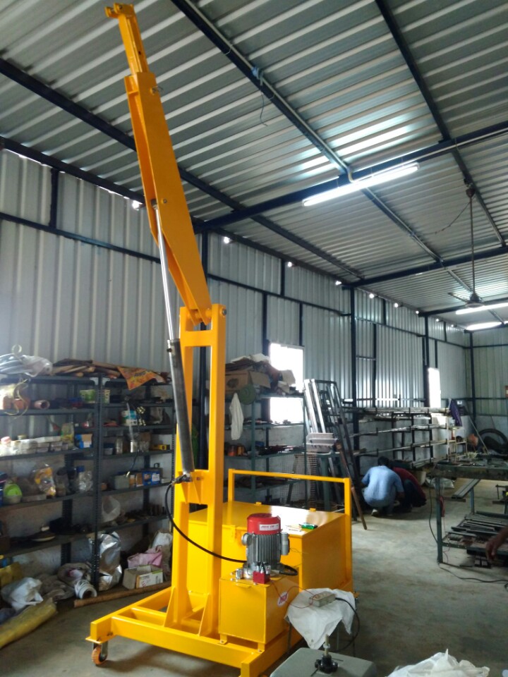Manual Floor Crane - Material: Stainless Steel