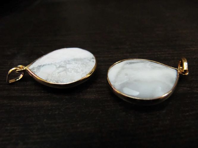 Natural White Opal Heart Shape Briolette Faceted Connector Pendant Charm 22 mm size Gemstone Bezal Pendant