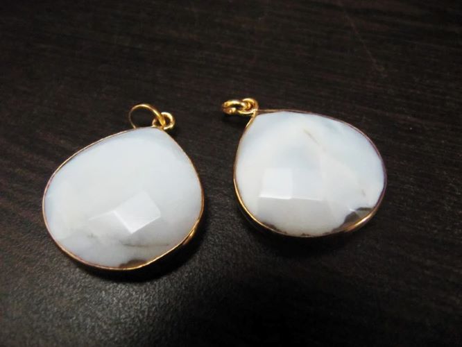 Natural White Opal Heart Shape Briolette Faceted Connector Pendant Charm 22 mm size Gemstone Bezal Pendant