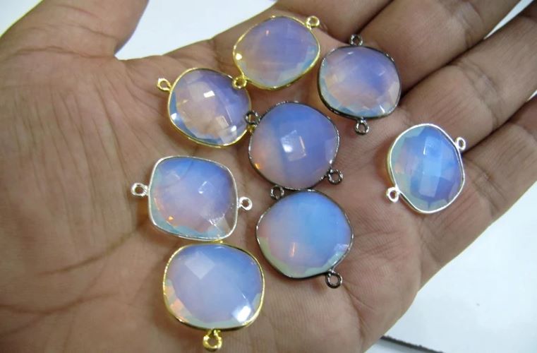 White Opalite Quartz Briolette Faceted Size 19mm Cushion Square Shape Double Loop Bezel Connector