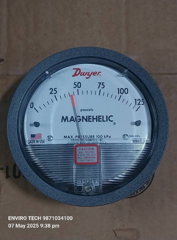 DWYER OMEGA MAGNEHELIC DIFFERENTIAL PRESSURE GAUGE In Huda Industrial Area Ballabgarh Haryana