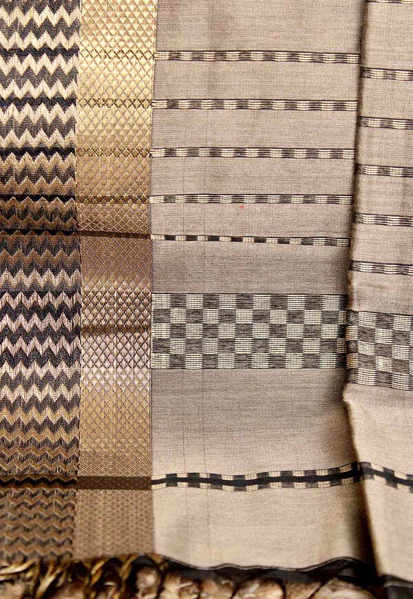 Moss Maheshwari Saree With Detailed Weaving On Pallu & Border