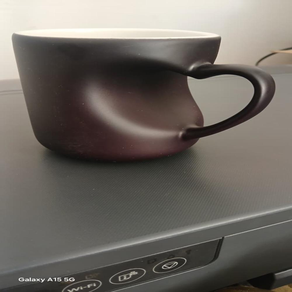 HEART SHAPE MUG