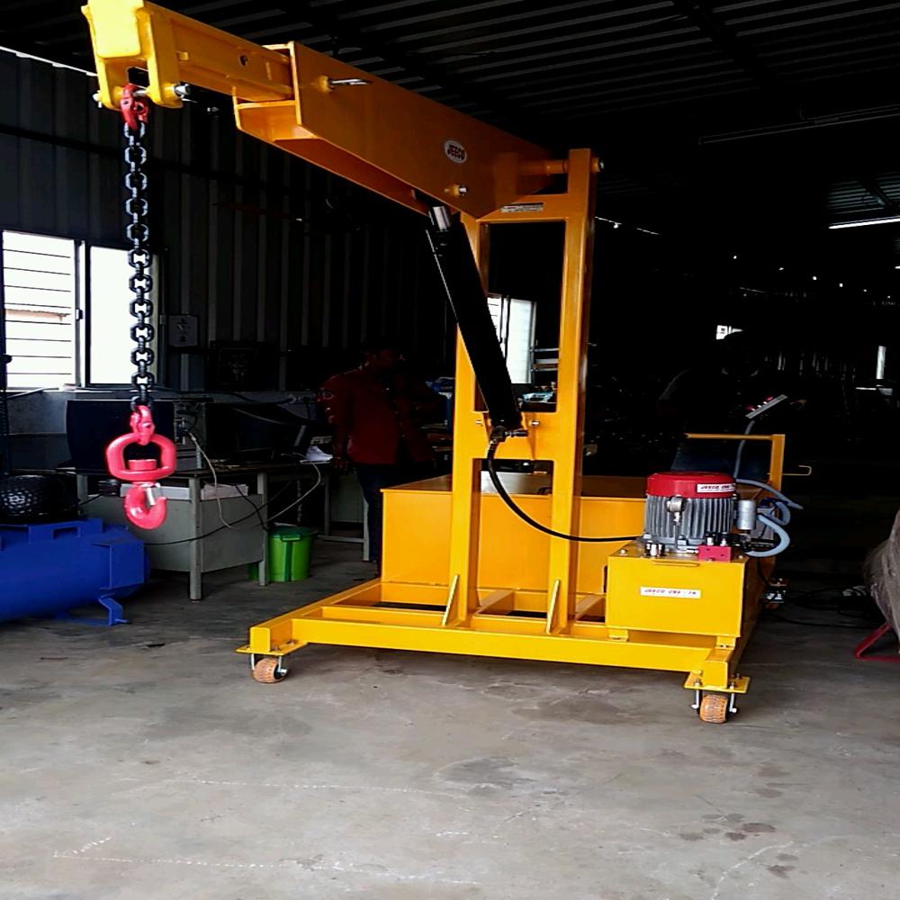 Counter Balanced Floor Crane - Application: Factory
