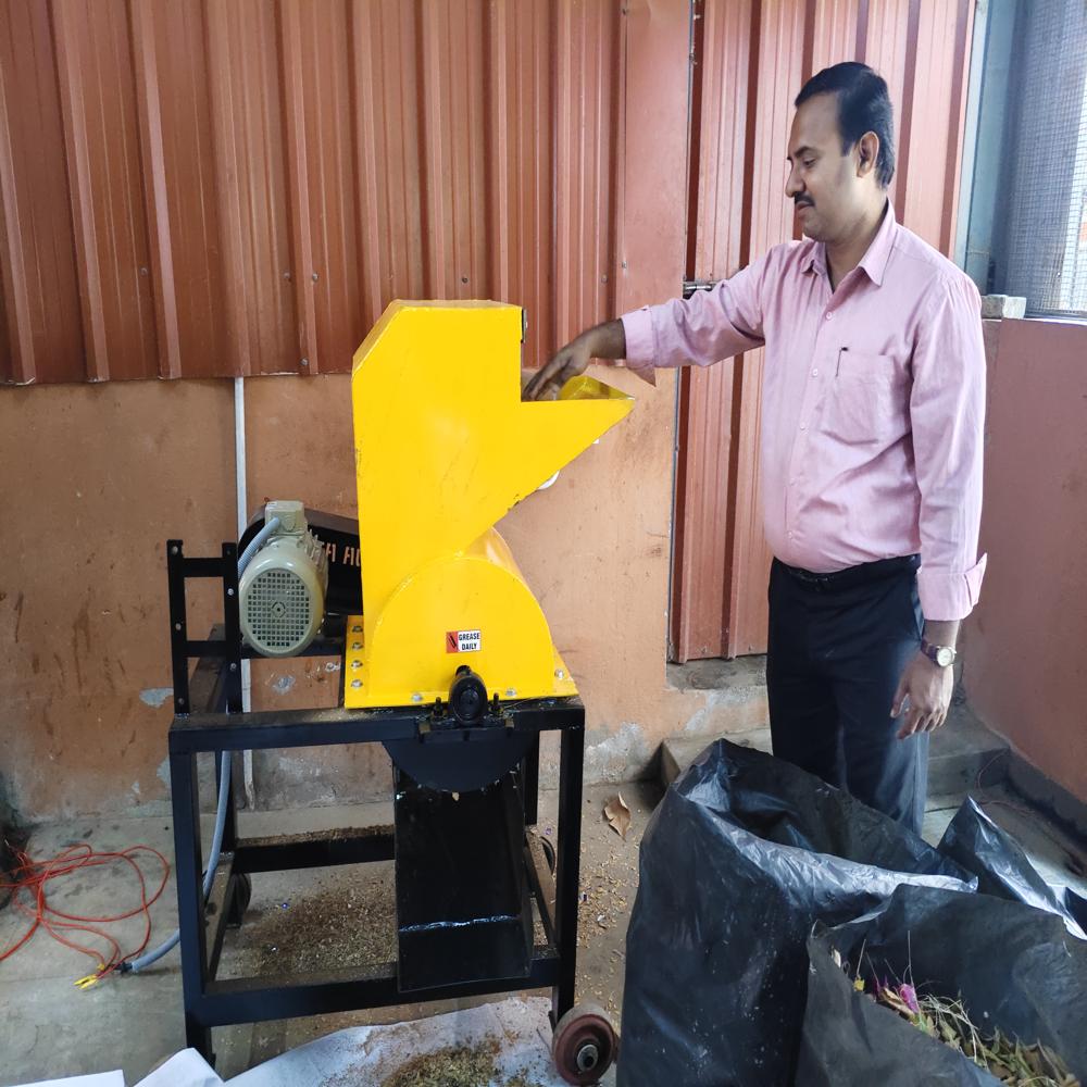 Garden Waste Shredder Machine - Capacity: 50 Kg/day