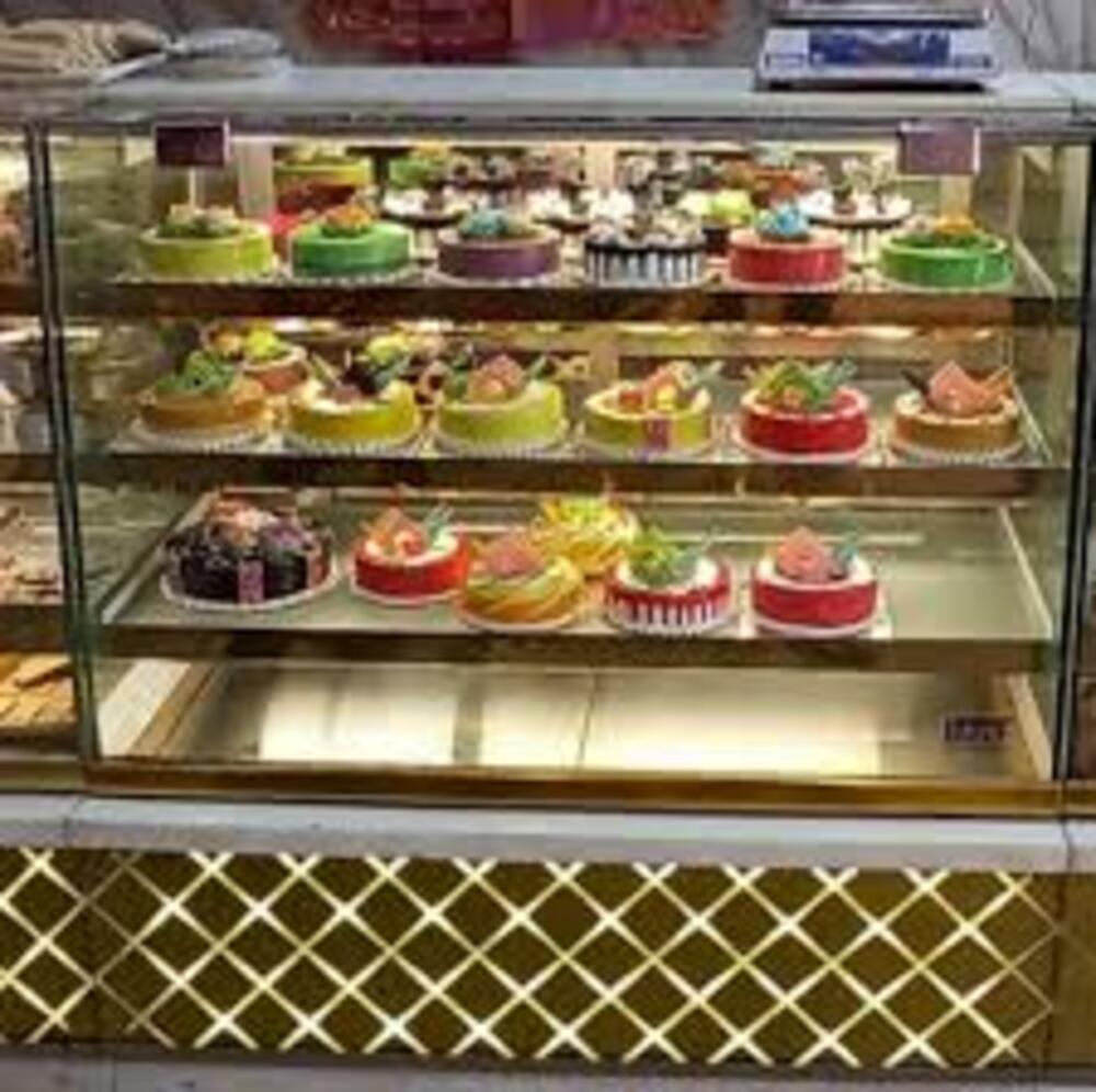 Cake Display Counters