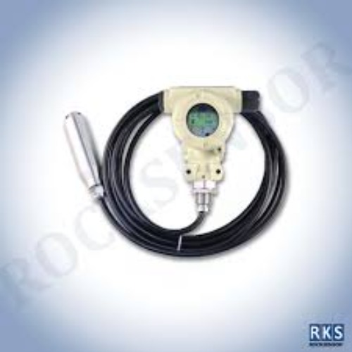 Hydrostatic level transmitter