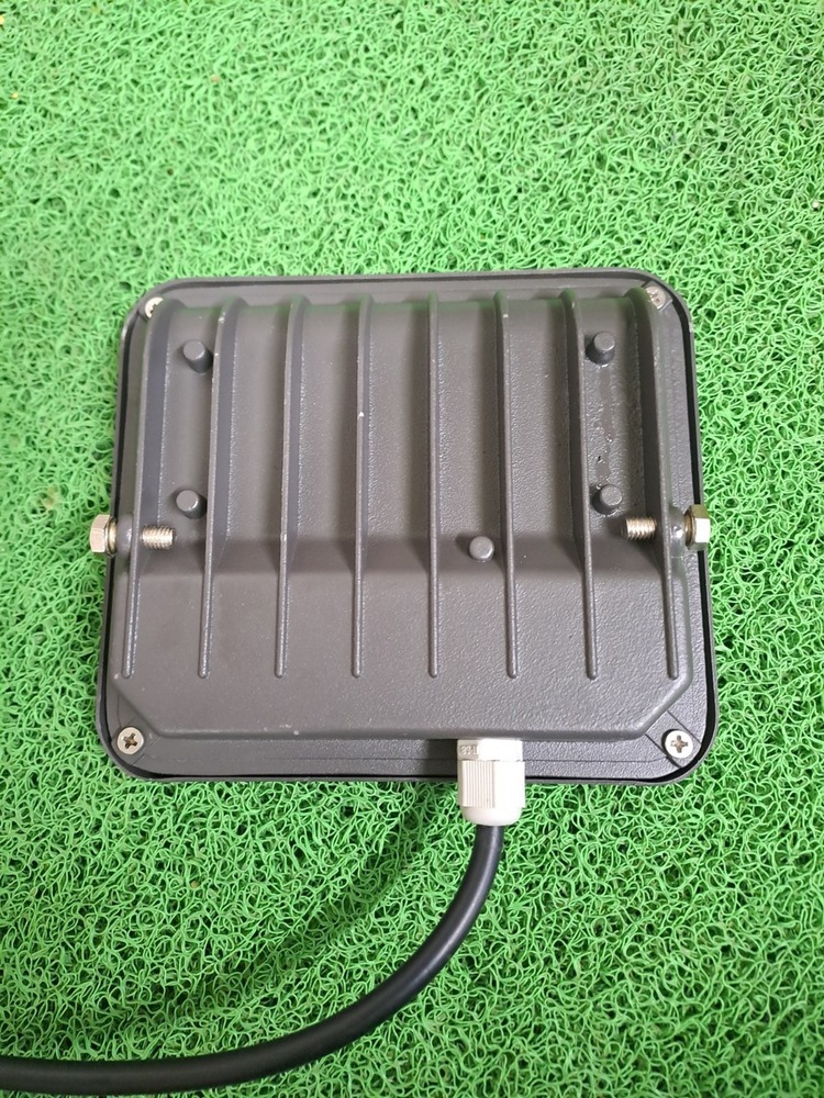 LED FLOOD LIGHT  - SPARK 30W