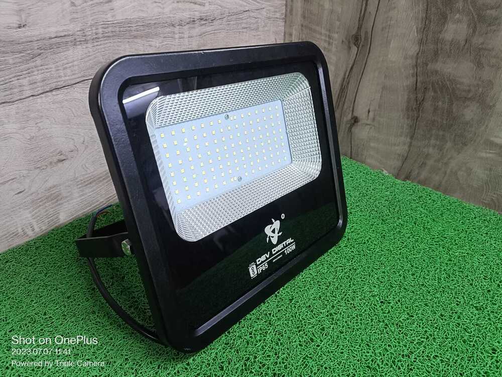 Led Flood Light Slim - 100w Spark - Application: Outdoor And Indoor