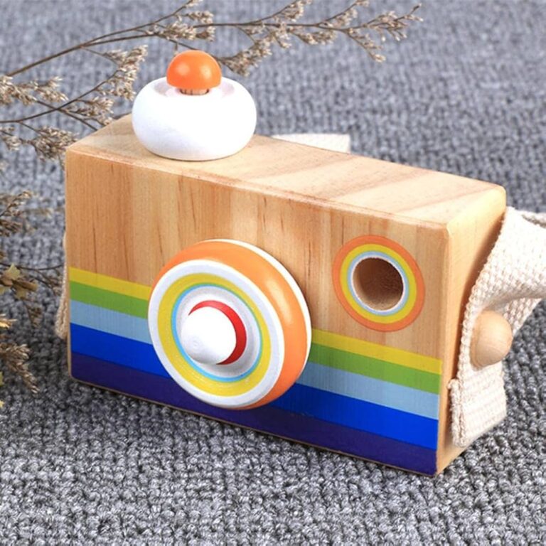 Camera Wooden