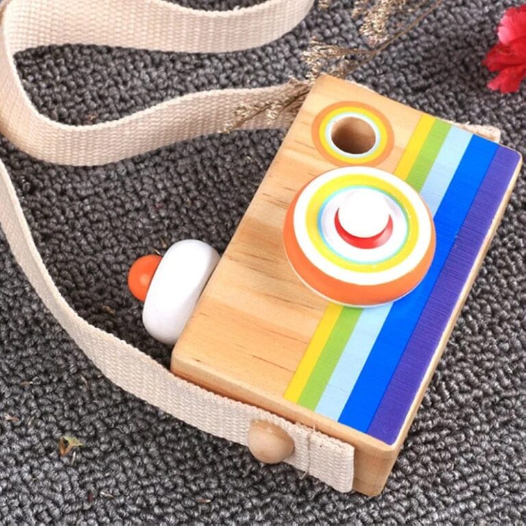 Camera Wooden