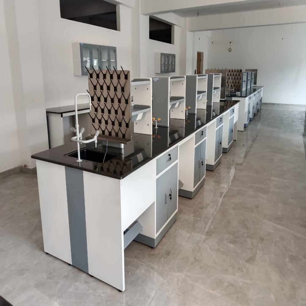 Pharma college Chemistry lab