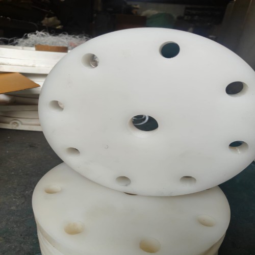 Pvdf Flanges - Capacity: 1000 Pcs/hr