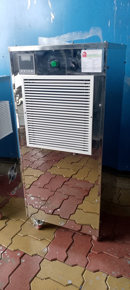 100 Liter Per Day Dehumidifier - Color: White & Blue
