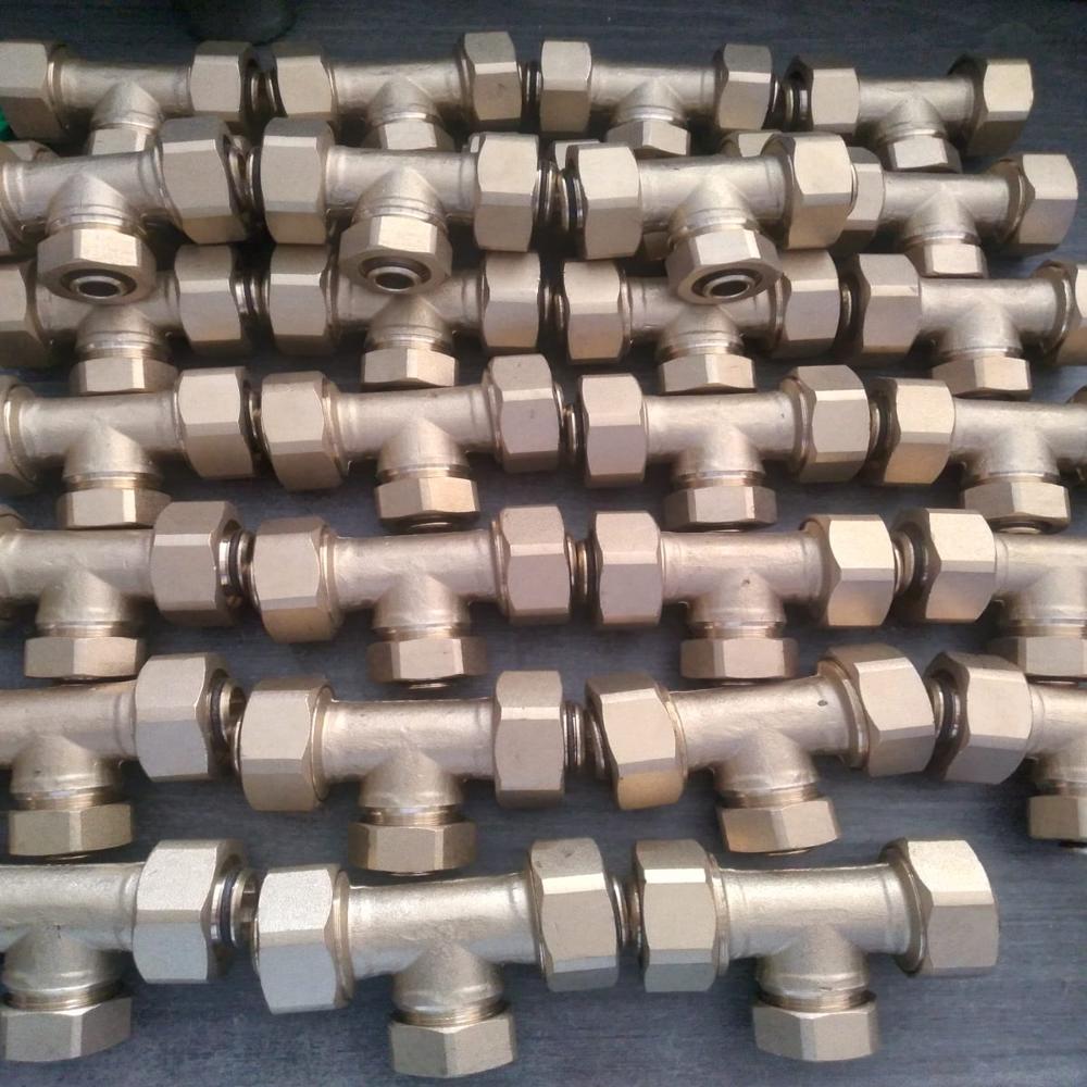 Composite Brass Pipe Unequal Tee Fitting - Application: Plumbing / Water Supply Systems
