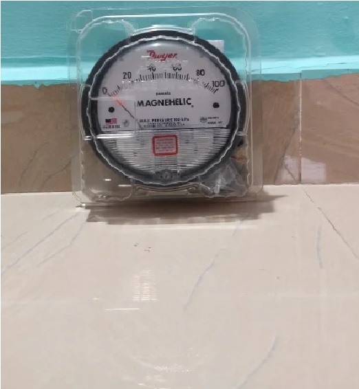Magnetic Gauge - Durable Stainless Steel Design | Accurate Measurement, Portable, User-friendly Interface