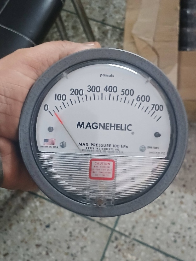 CATEGORY Leder Dwyer Magnehelic Differential Pressure Gauge