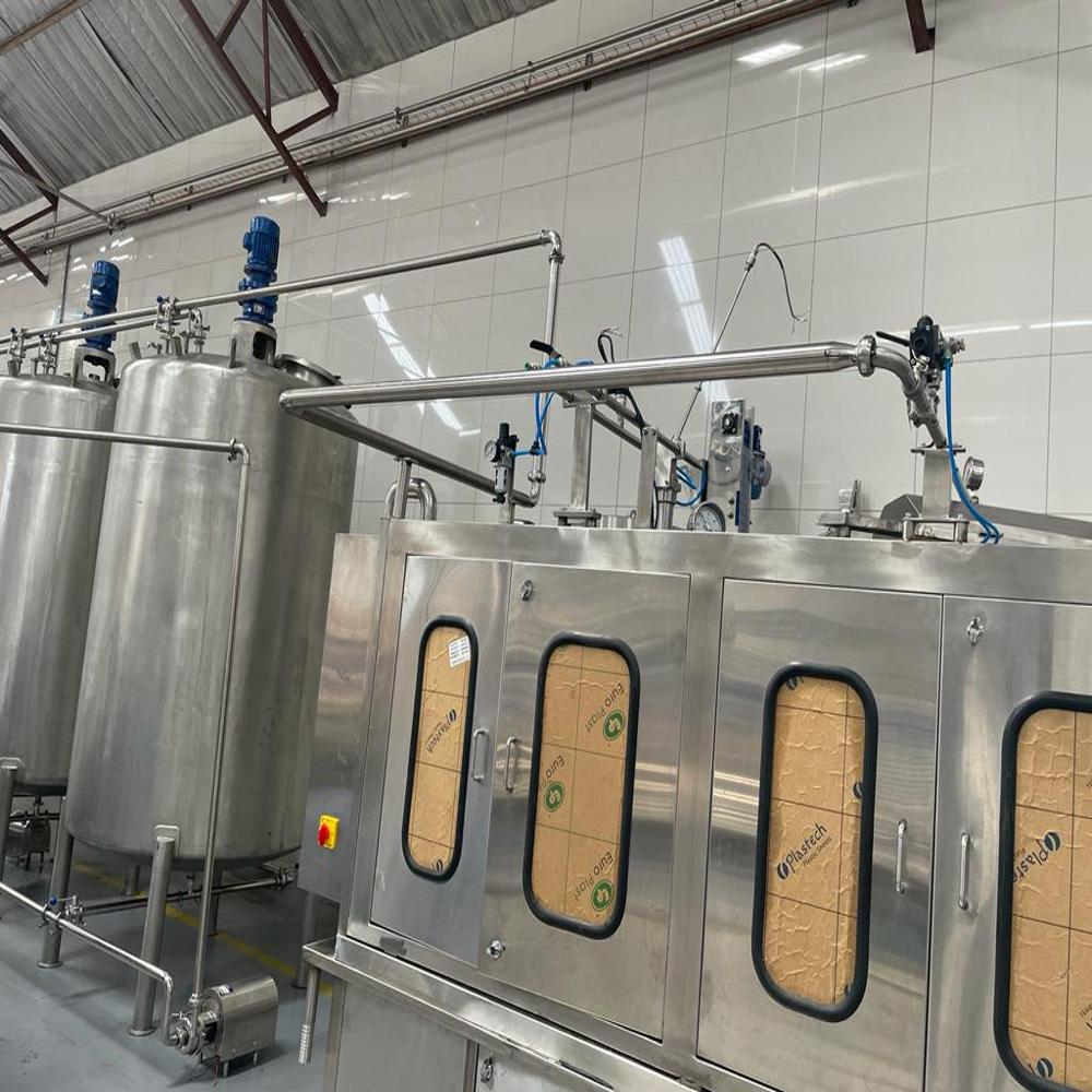  Automatic Carbonated Soft Drink Plant