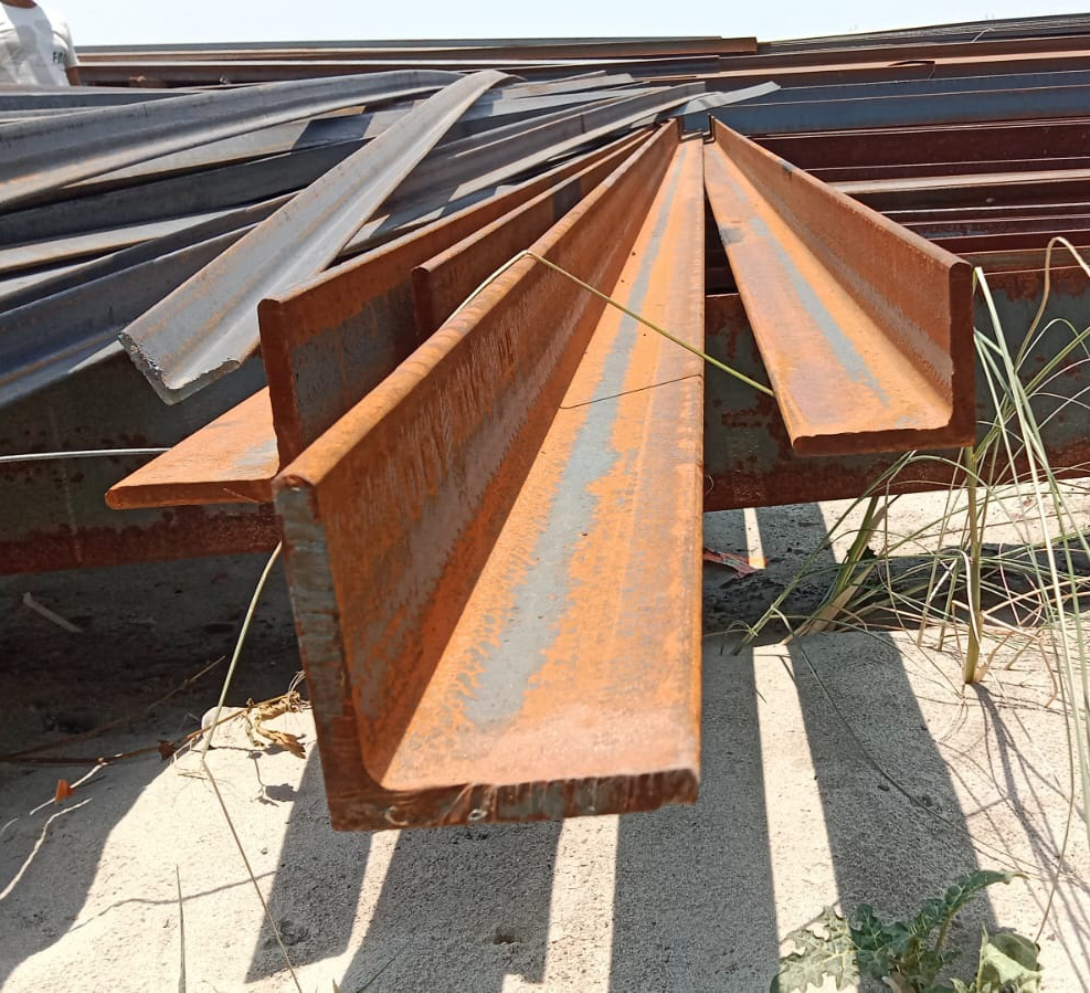 ISA 90X90X10 Steel Angles