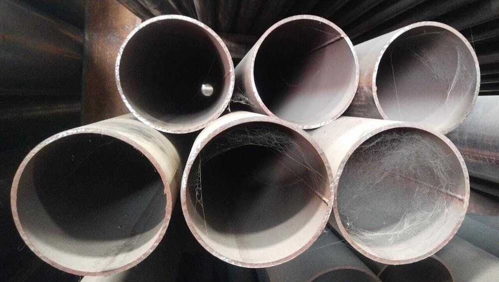 150NB MS Round Pipes