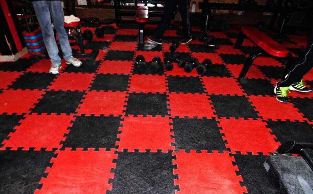 Interlooking Rubber Gym Tile