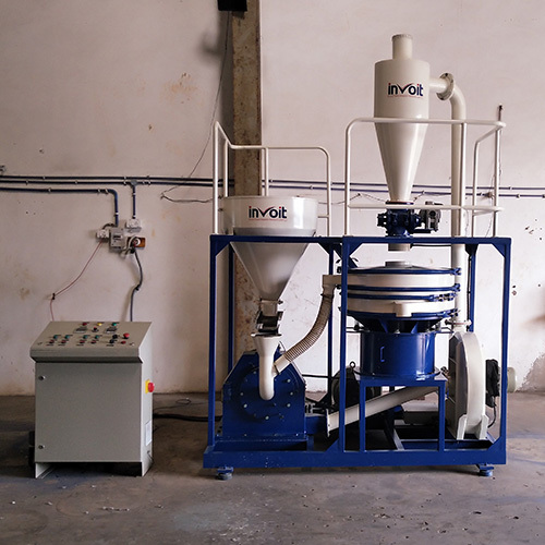 Plastic Pulverizer Machine