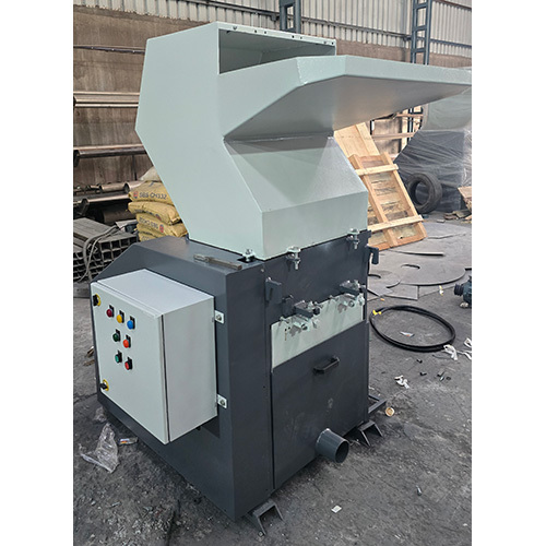 Plastic Crushing Machine