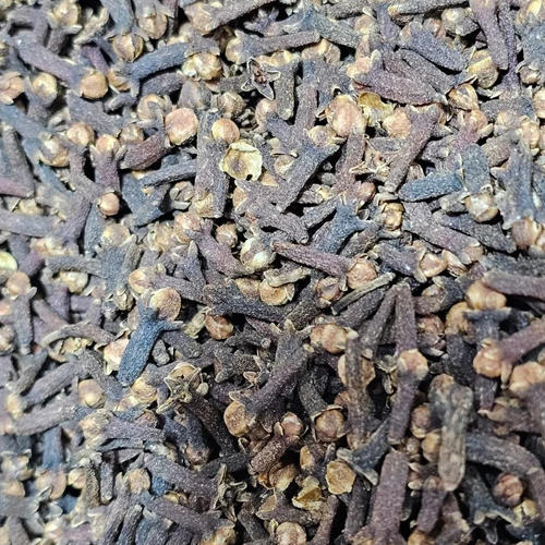 Natural Dry Cloves - Color: Brown