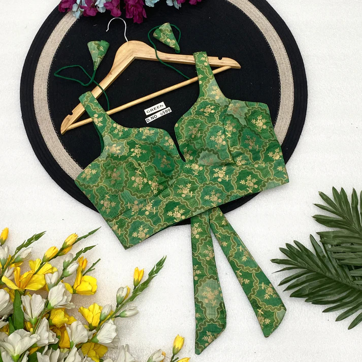 BL 6599 V-Neck Jacquard Position Print Sleeveless Spaghetti Blouse