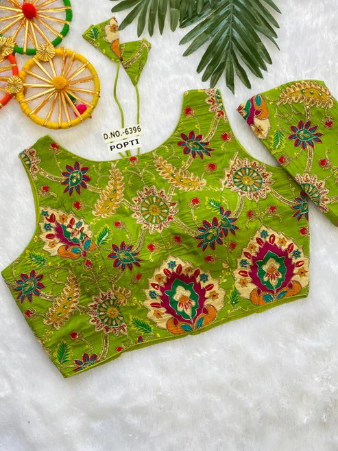 BL 6396 Crepe Viscose Position Print Blouse