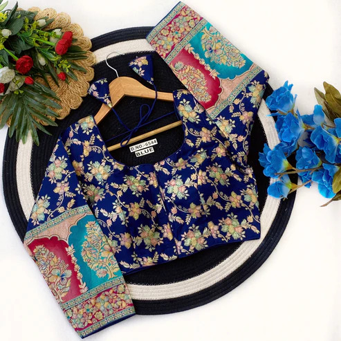 BL 6544 Jacquard Position Print Blouse