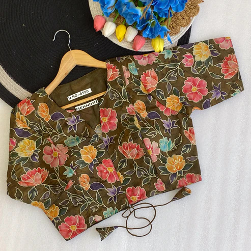 BL 6590 Plus Size D-Crepe Position Embroidery Blouse