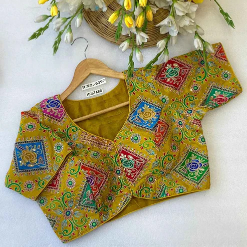 BL 6397 Viscose Crepe Position Print Blouse