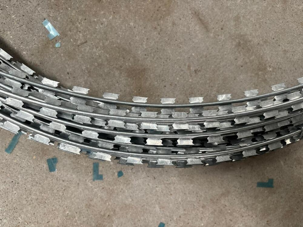 Reinforced Barbed Tape