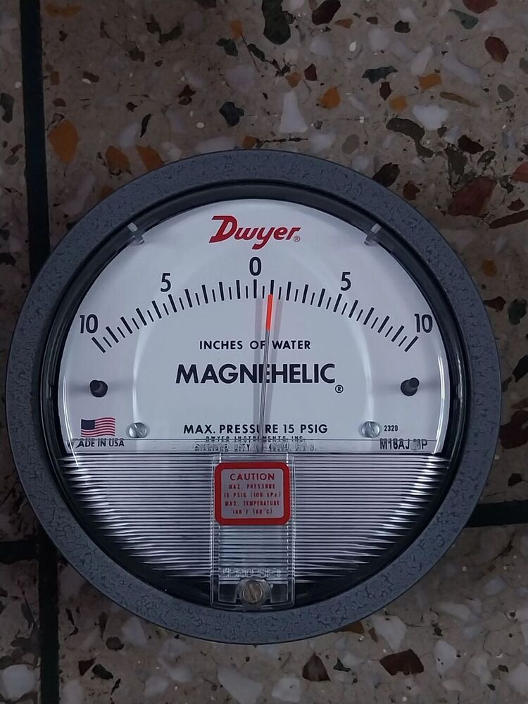 PREMIUM SELLER DWYER MAGNEHELIC DIFFERENTIAL PRESSURE GAUGE