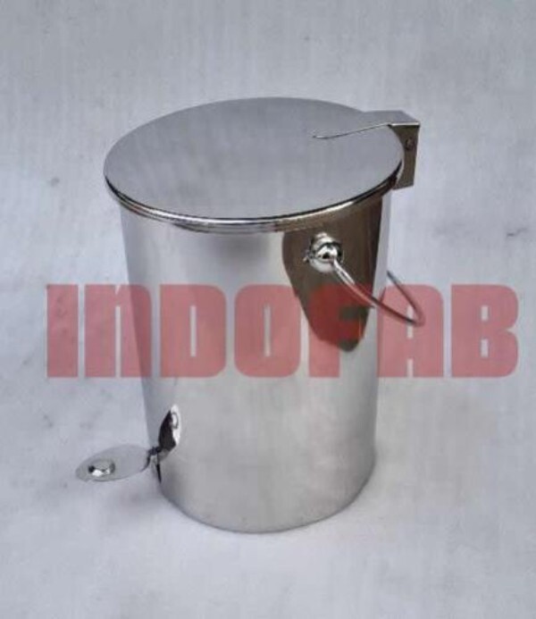 Stainless Steel Paddle Dustbin - Finish: Polish