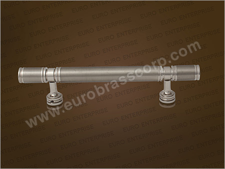 आर्किटेक्चरल डोर हैंडल