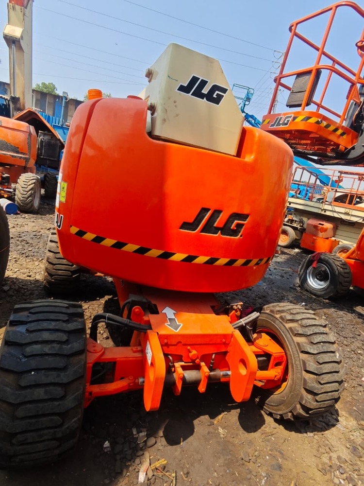 JLG 450AJ Articulated Boom Lift