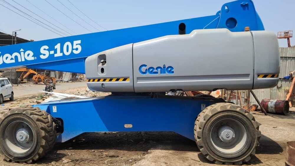 Genie S105  Telescopic Boom Lift