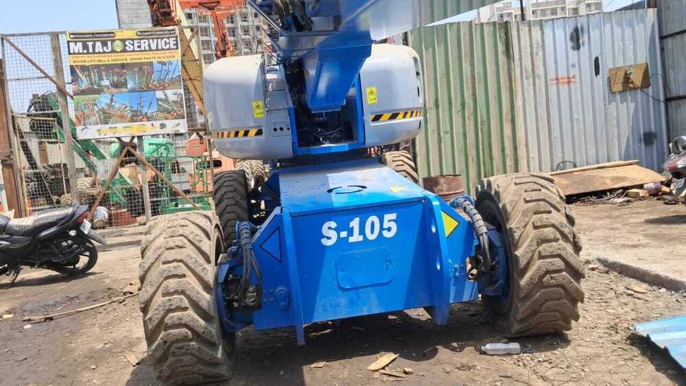 Genie S105  Telescopic Boom Lift