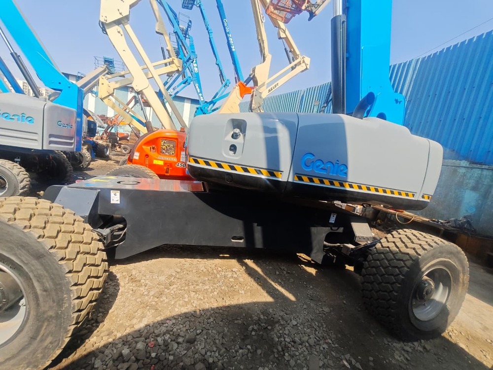Genie S125 Telescopic Boom Lift