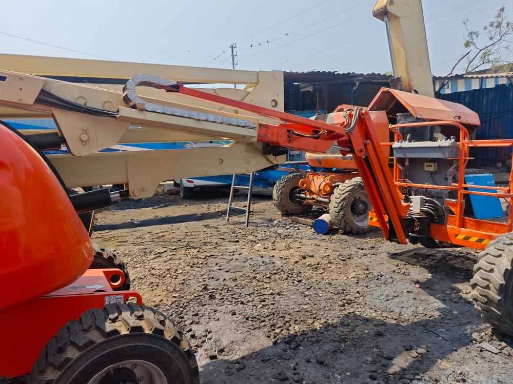 JLG 450AJ Articulated Boom Lift