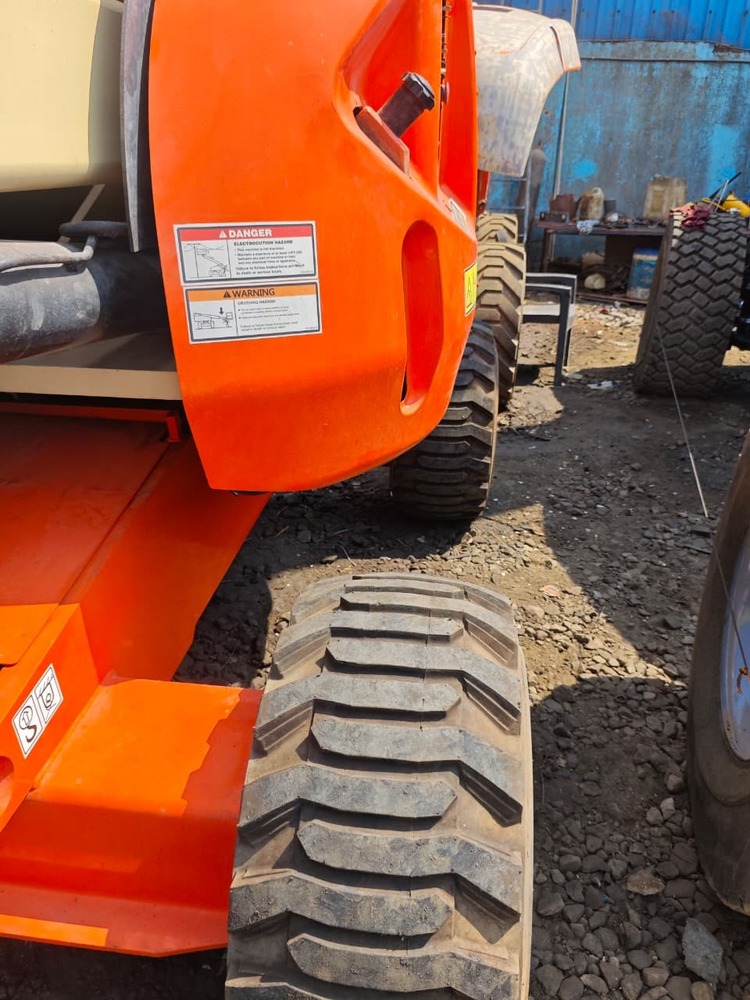 JLG 450AJ Articulated Boom Lift