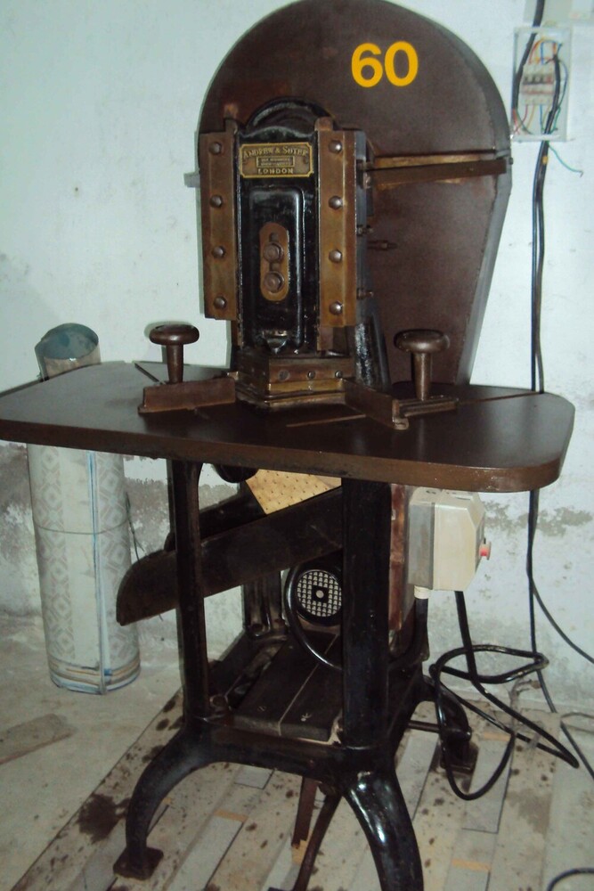 CORNER KNOTCHER ANDREW SUTTER