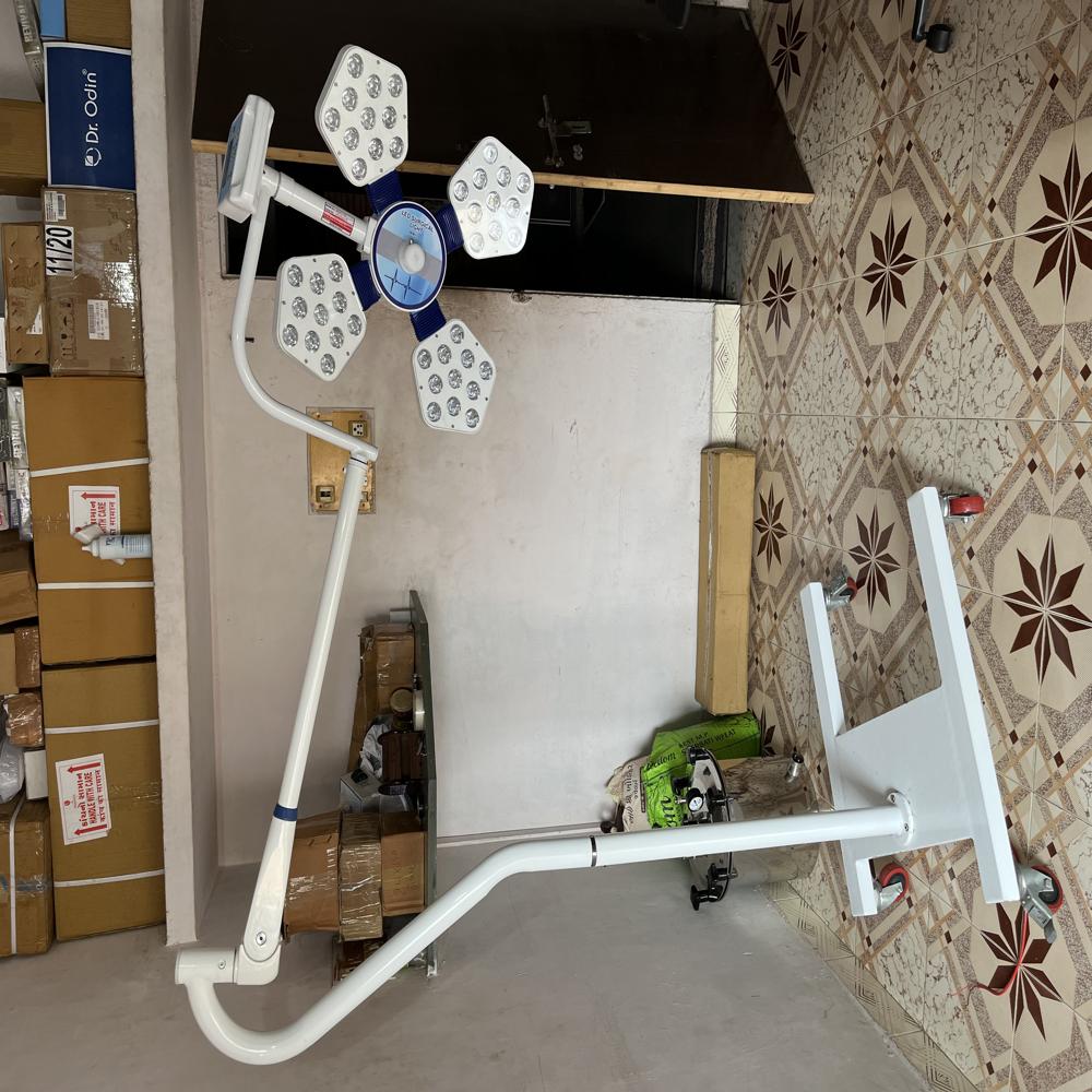 Mobile Ot Light - Lighting Type: Led