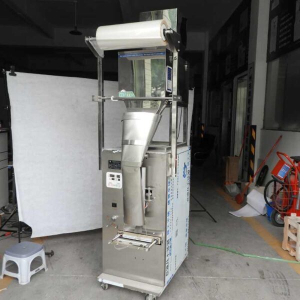 Automatic 10 to 1000 grams granule packaging machine