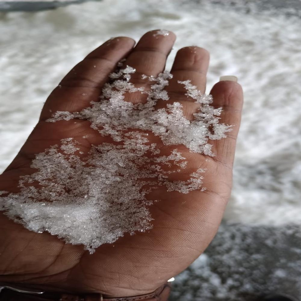 Magnesium Sulphate - 99% Purity, Solid Inorganic Chemical | Medical And Industrial Applications, Water Soluble, Ph Level 4-9